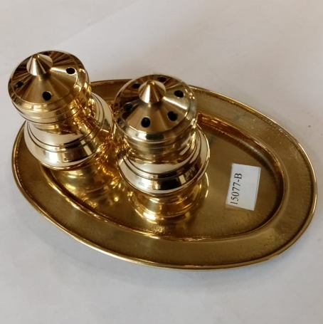 Набор для специй из 2-х предметов на блюдце, 12х8х6 см (латунь, золото) Италия