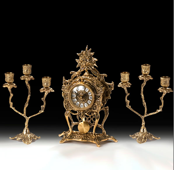 Часы каминные с канделябрами на 3 свечи (бронза, золото) Испания   